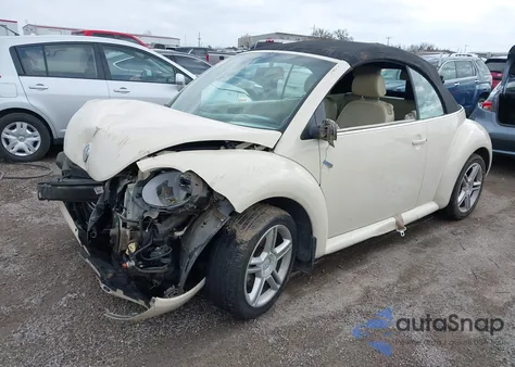 2005 Volkswagen New Beetle Gls 1.8T z USA, uszkodzony, nr VIN 3VWCD31Y75M306251